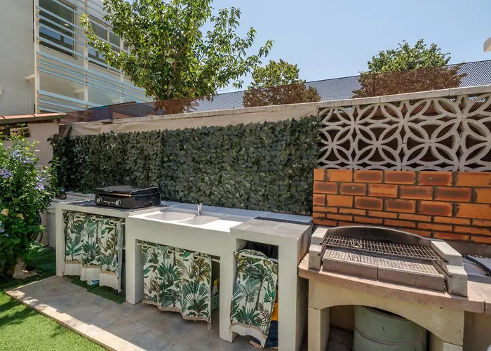 Maryse Elegance Art Deco Et Avec Piscine Privative